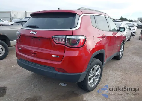 2025 Jeep Compass Latitude 4X4 z USA, uszkodzony, nr VIN 3C4NJDBN5ST548942